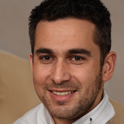 Portrait of Noah Bennett